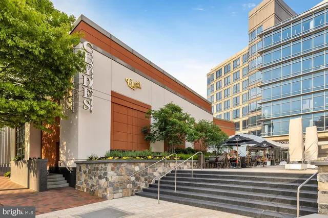 $1,700 | 5500 Friendship Boulevard, Unit 1718N, Chevy Chase, MD 20815