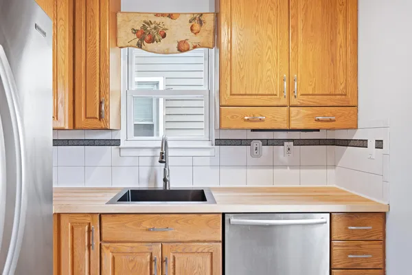 $275,000 | 14401 Wellesley Street, Dearborn, MI 48126