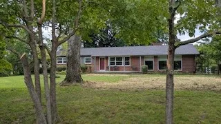 $329,900 | 1215 Meadow Road, Cookeville, TN 38501