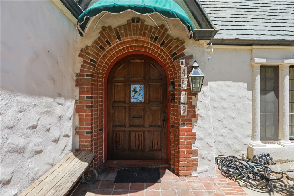 4579 University Riverside, CA 92501 - Photo 4 of 44 front entry