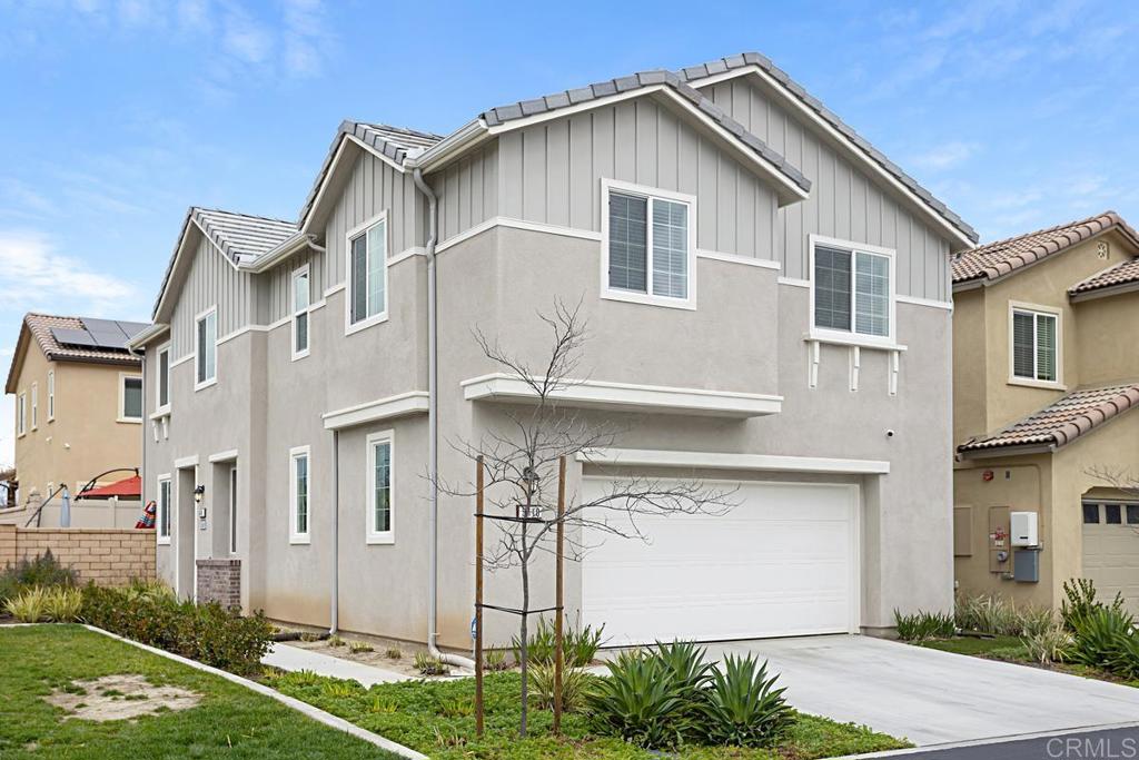 5410 Luna Way Bonsall, CA 92003 - Photo 2 of 37 a view of a white house