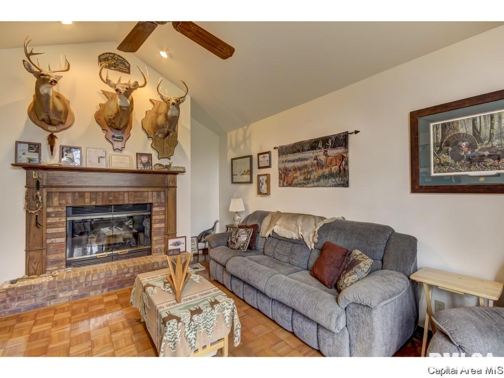3971 Bison Trail Rochester, IL 62563 - Photo 15 of 33