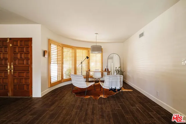 $6,750 | 5400 Sadring Avenue, Woodland Hills, CA 91367