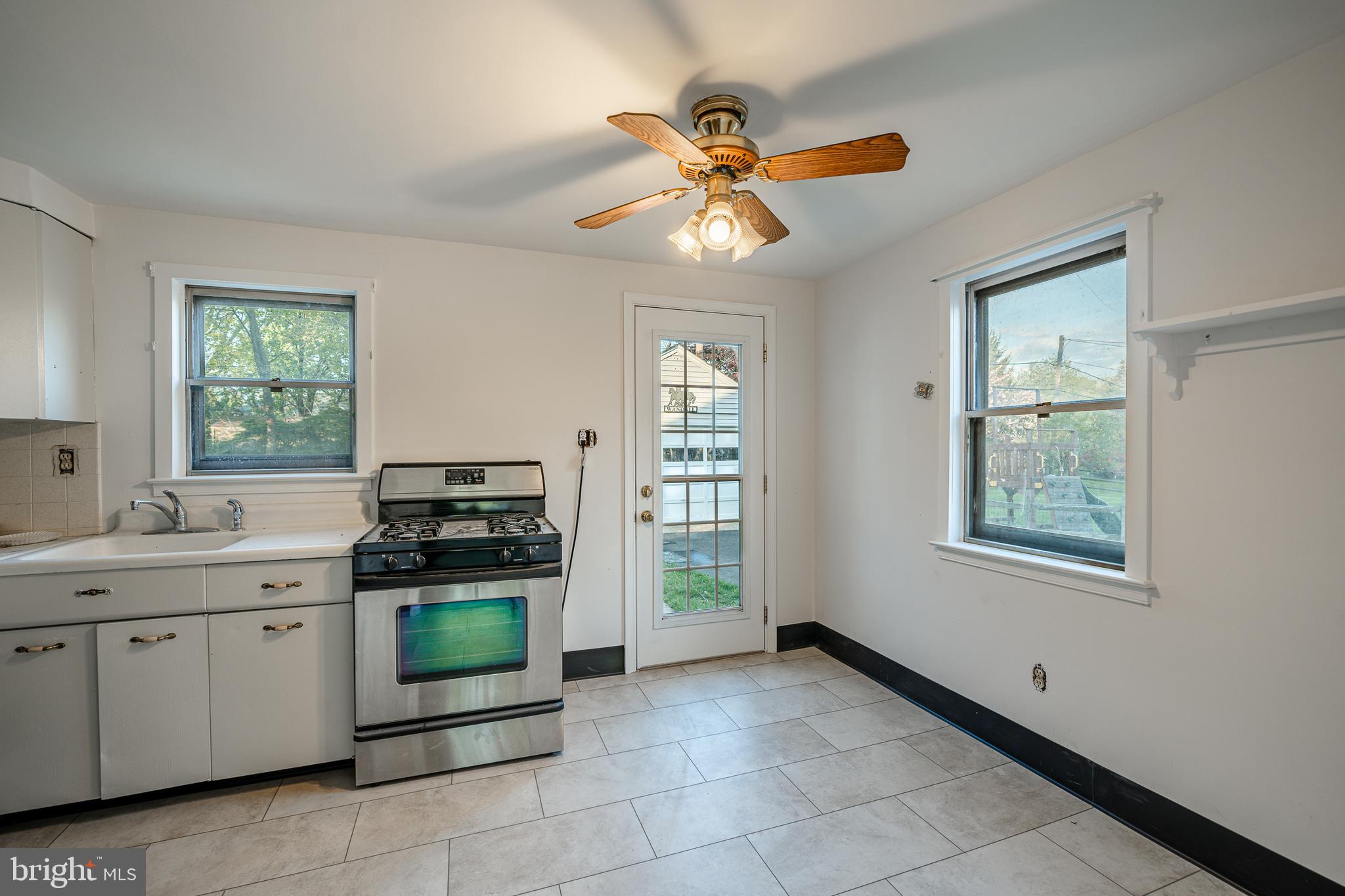 239 Overlook Road Ambler, PA 19002 - Photo 11 of 28 Gallery Image 11