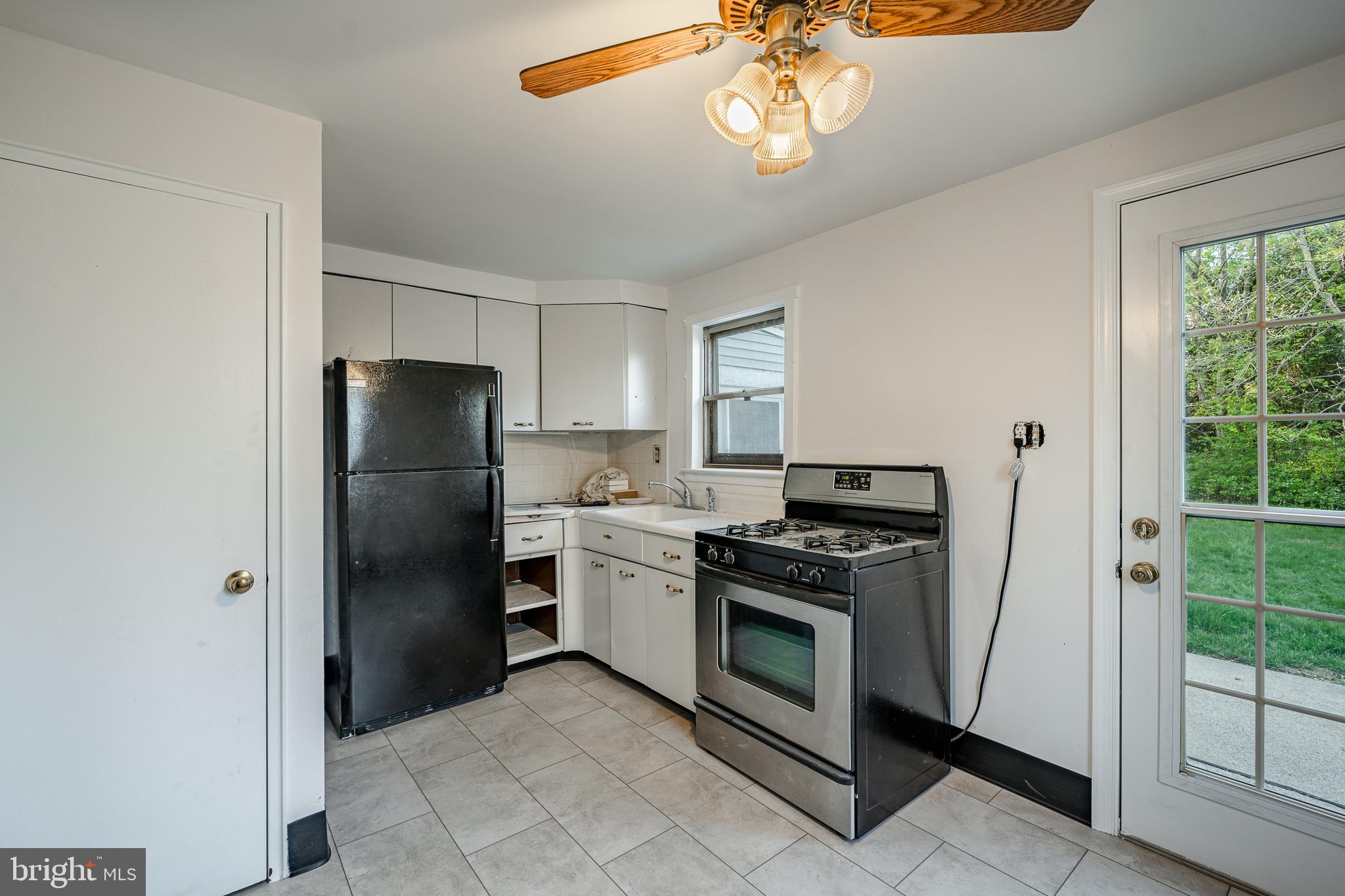 239 Overlook Road Ambler, PA 19002 - Photo 12 of 28 Gallery Image 12