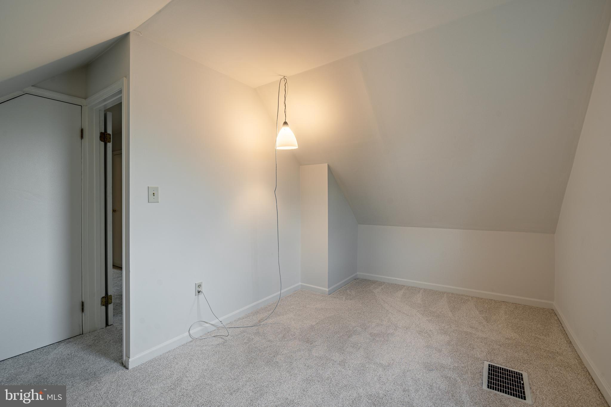 239 Overlook Road Ambler, PA 19002 - Photo 20 of 28 Gallery Image 20