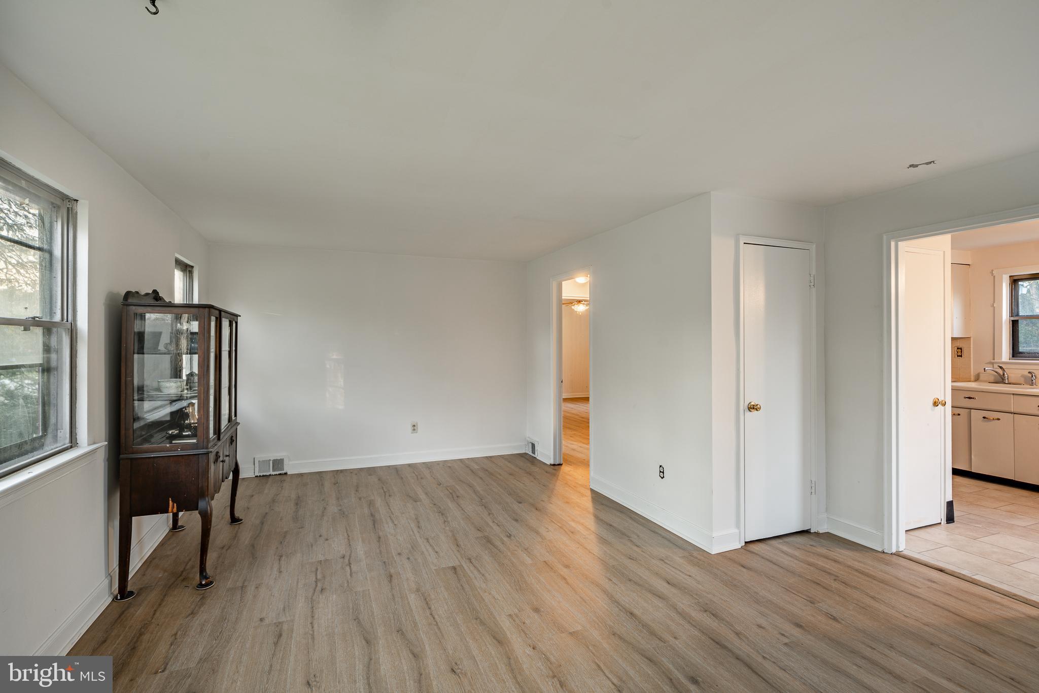 239 Overlook Road Ambler, PA 19002 - Photo 7 of 28 Gallery Image 7