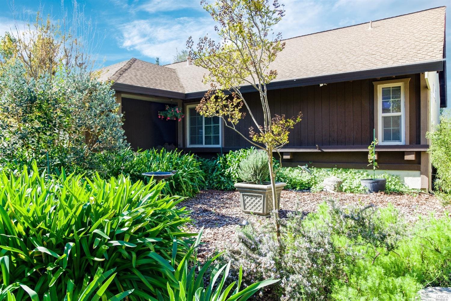 633 Crestmont Drive Santa Rosa, CA 95409 - Photo 1 of 1 Gallery Image 1