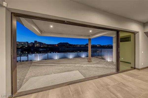 $7,400 | 26 Lakefront Drive, Henderson, NV 89011