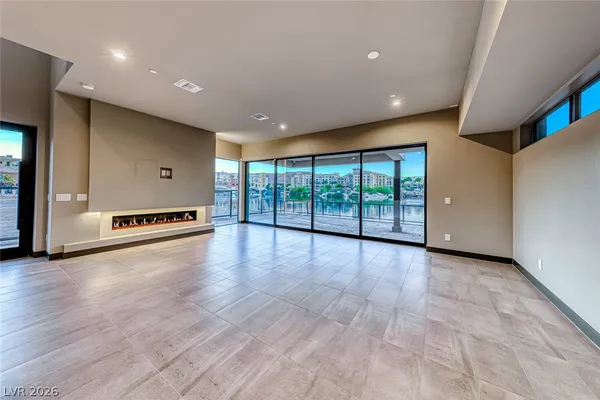 $7,400 | 26 Lakefront Drive, Henderson, NV 89011