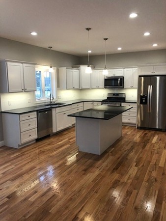 166 Canterbury Road Springfield, MA 01118 - Photo 7 of 22
