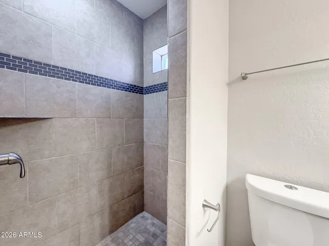 $2,695 | 1003 West Howe Street, Tempe, AZ 85281