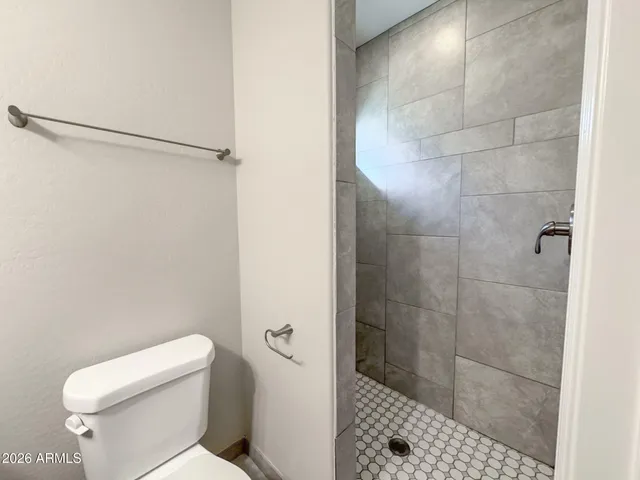 $2,695 | 1003 West Howe Street, Tempe, AZ 85281