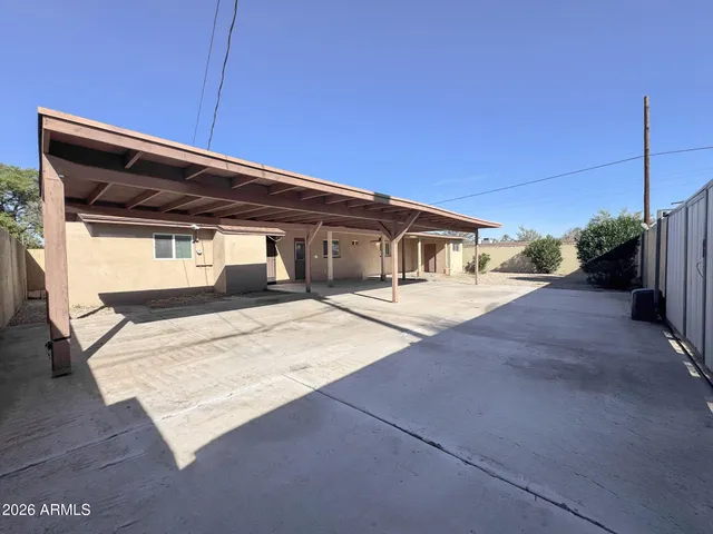 $2,695 | 1003 West Howe Street, Tempe, AZ 85281