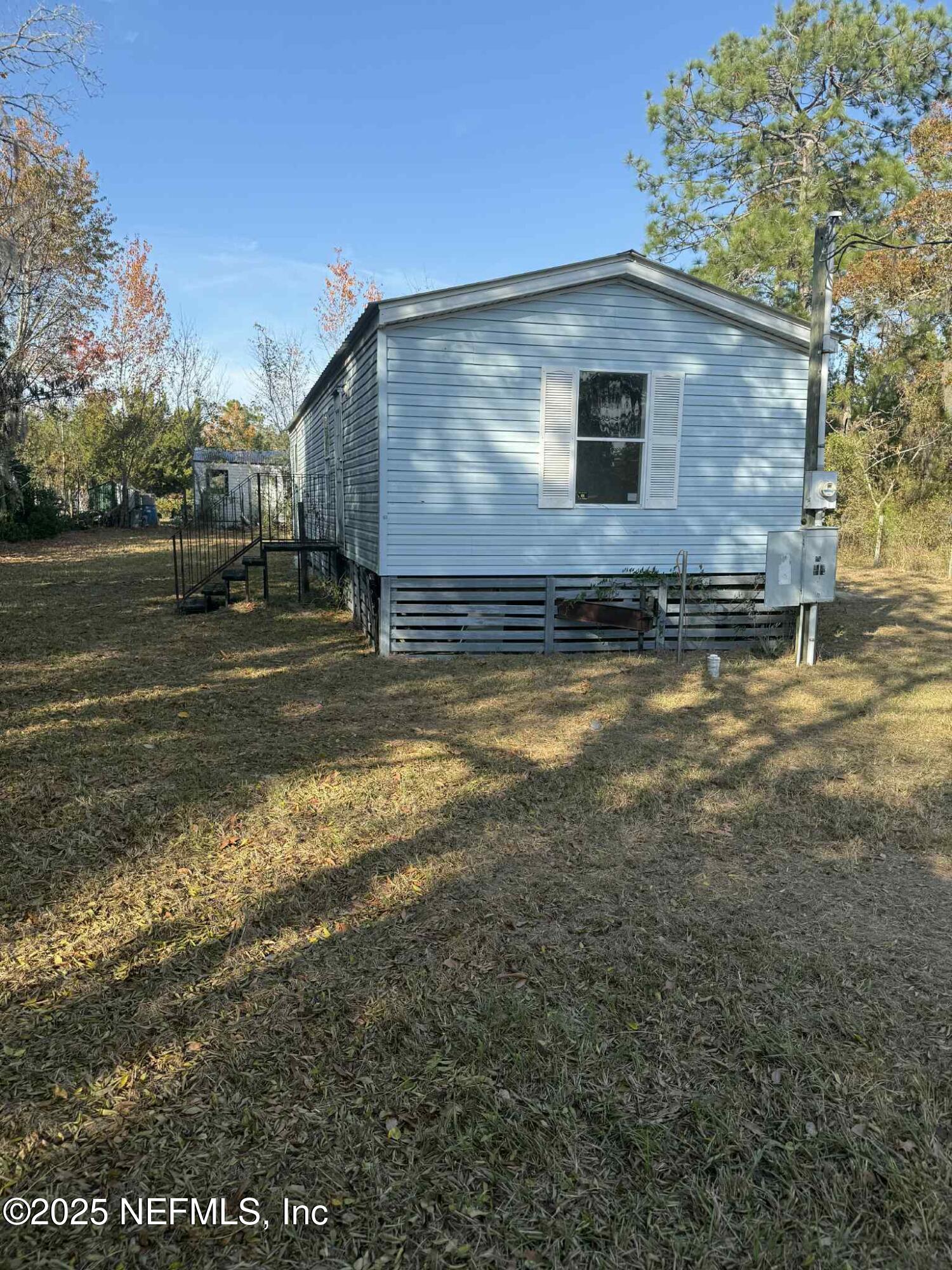 a front view of house with yard