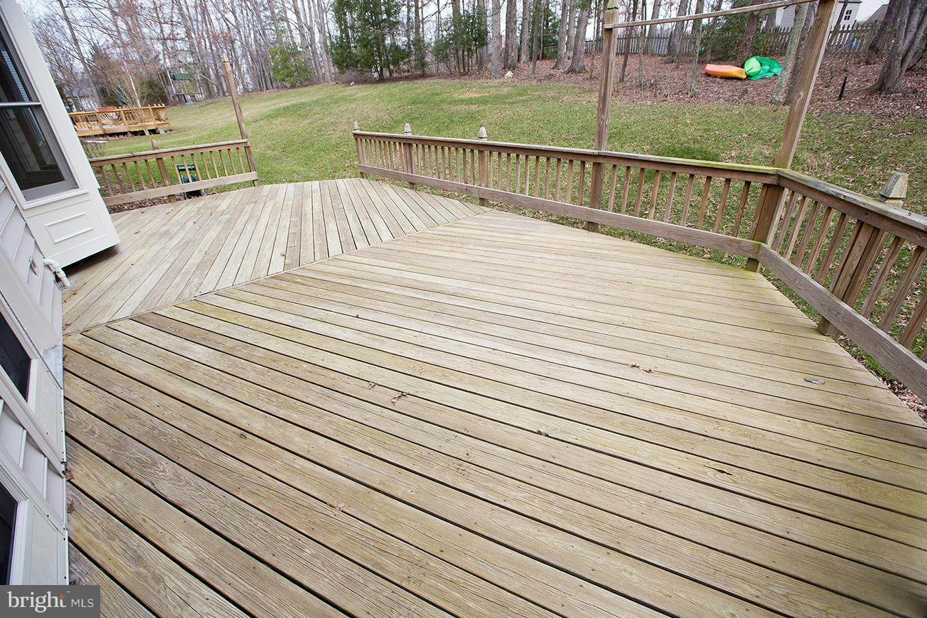 3713 Beaver Ford Road Woodbridge, VA 22192 - Photo 5 of 30 Large private deck, off family room.