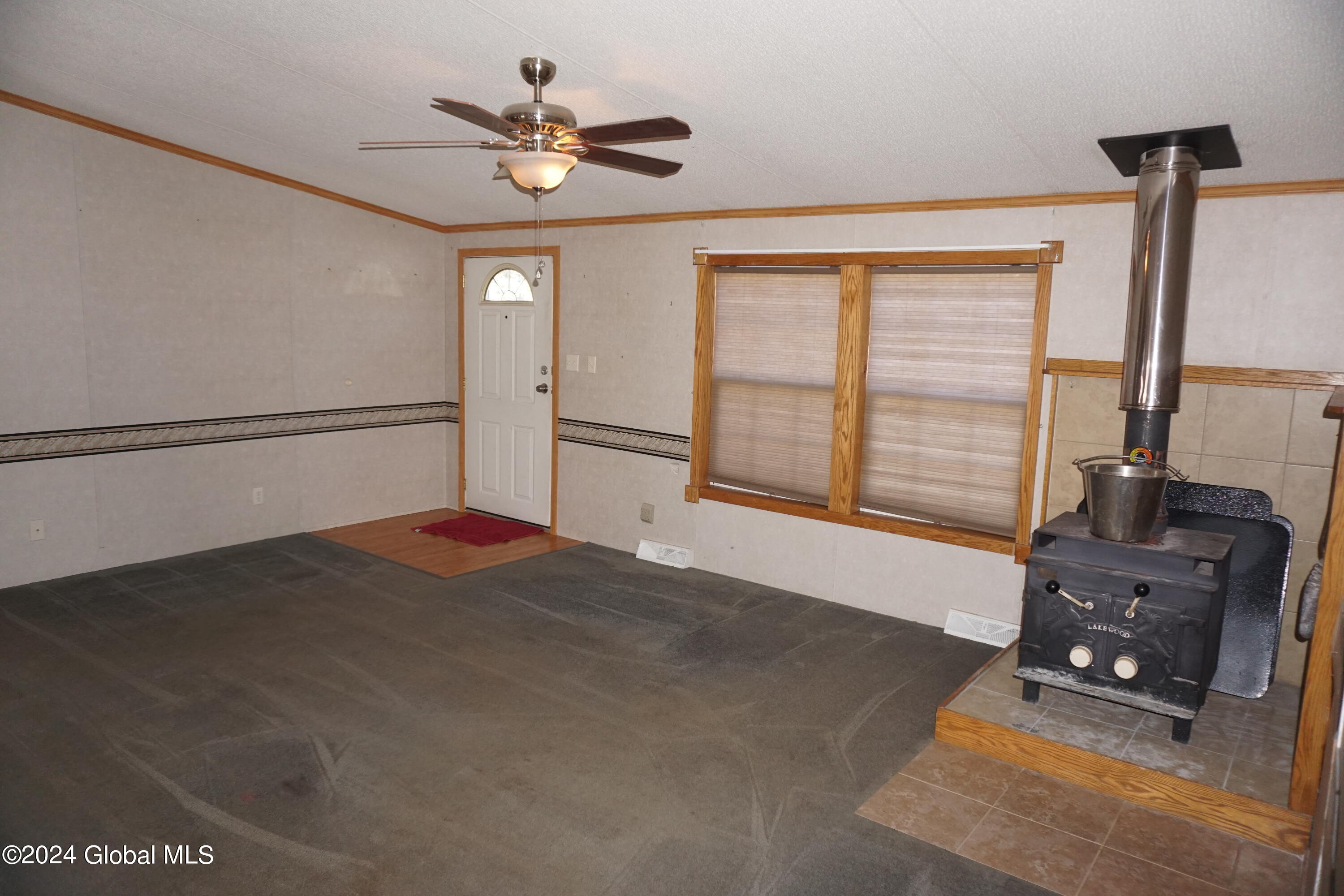 109 Paisley Road Milton, NY 12020 - Photo 6 of 18 DSC05931