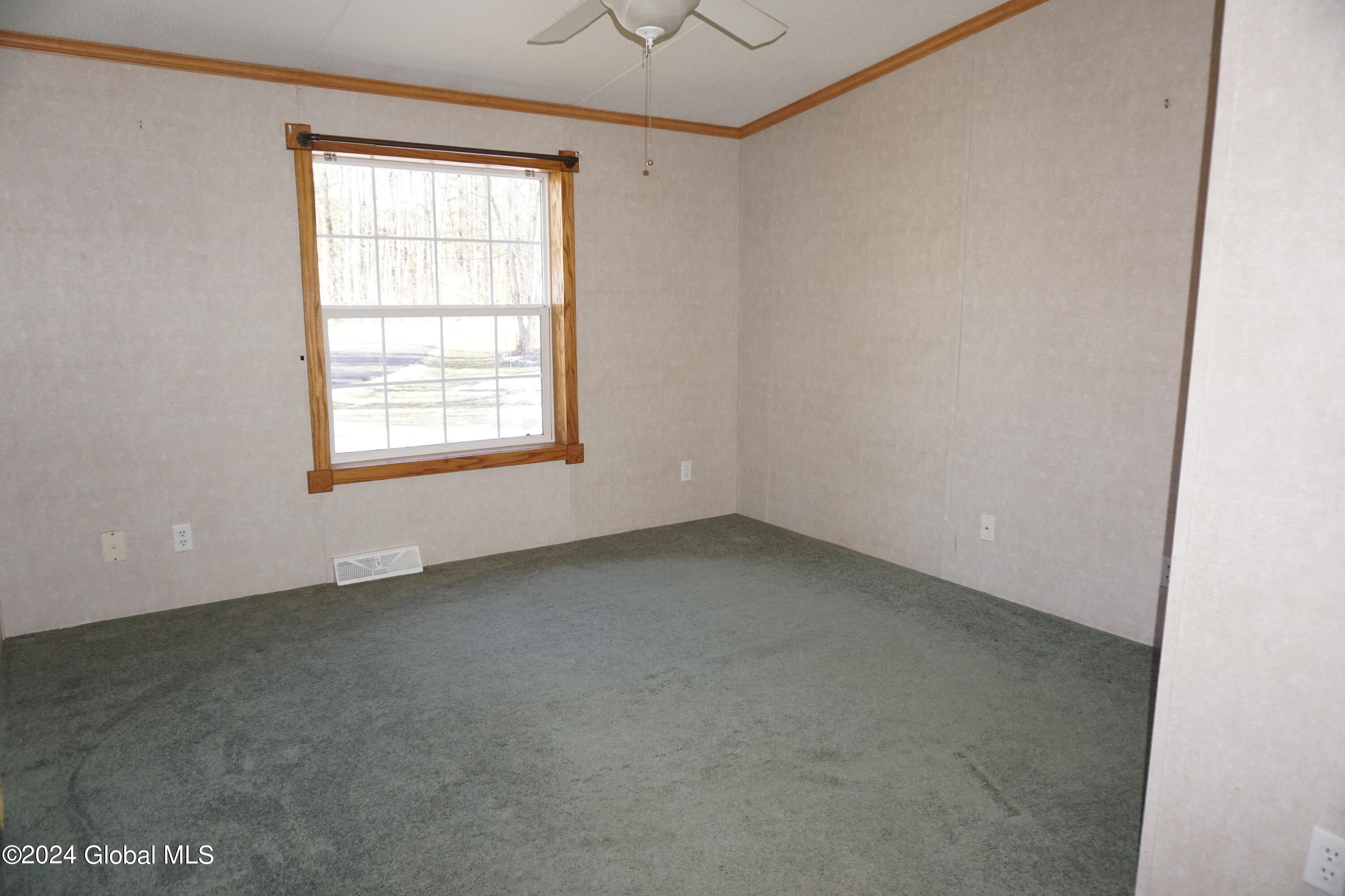 109 Paisley Road Milton, NY 12020 - Photo 8 of 18 DSC05937