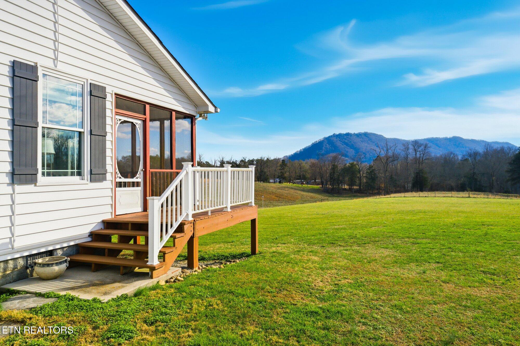 7425 Mountain Glory Way Corryton, TN 37721 - Photo 39 of 58 7425-Mountain-Glory-Way-Corryton-TN-40