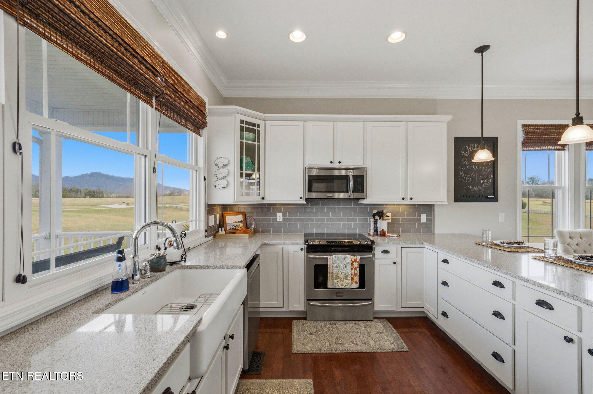 7425 Mountain Glory Way Corryton, TN 37721 - Photo 10 of 58 7425-Mountain-Glory-Way-Corryton-TN-14