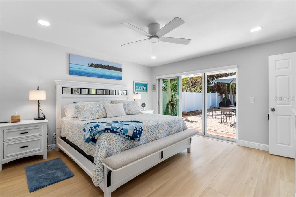 309 11th Street Southwest Ruskin, FL 33570 - Photo 16 of 48