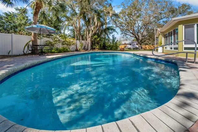 $429,000 | 309 11th Street Southwest, Ruskin, FL 33570