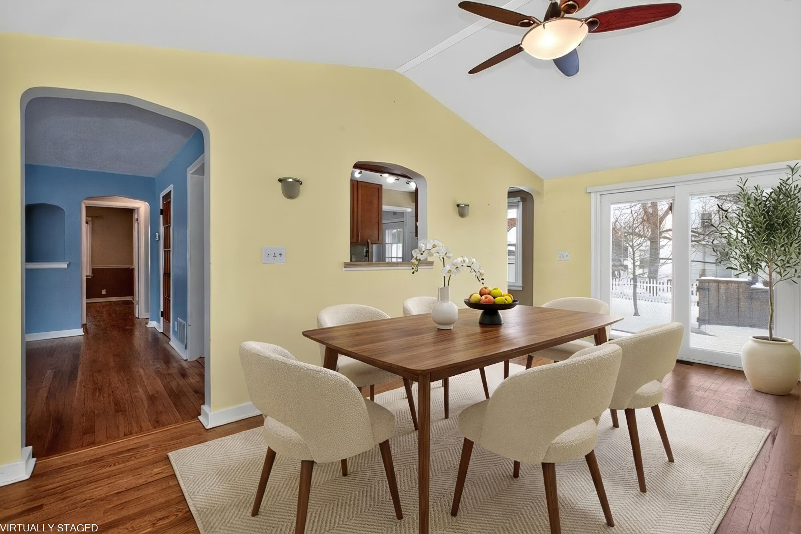 2311 Bryan Street St. Joseph, MI 49085 - Photo 7 of 19 11