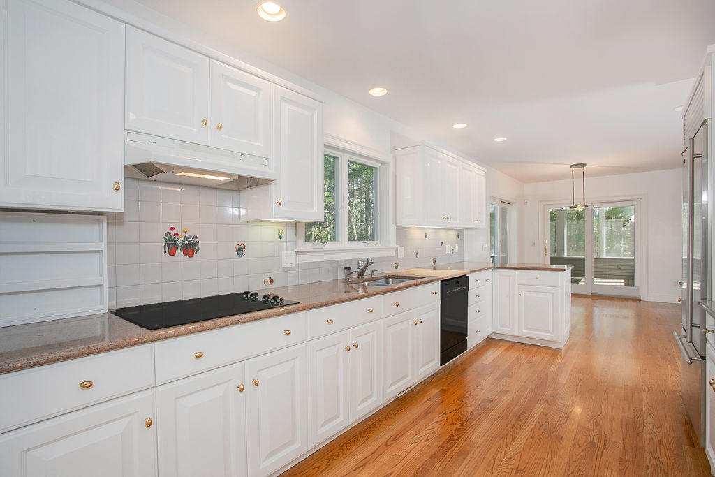 8 Winding Cove Road Marstons Mills, MA 02648 - Photo 8 of 51 _LMS9980