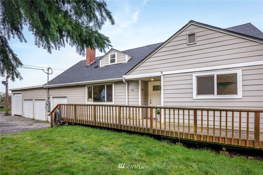 6419 Larimer Road Everett, WA 98208 - Photo 18 of 25