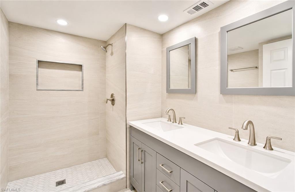 2360 Naples Trace Circle, Unit 6 Naples, FL 34109 - Photo 8 of 16
