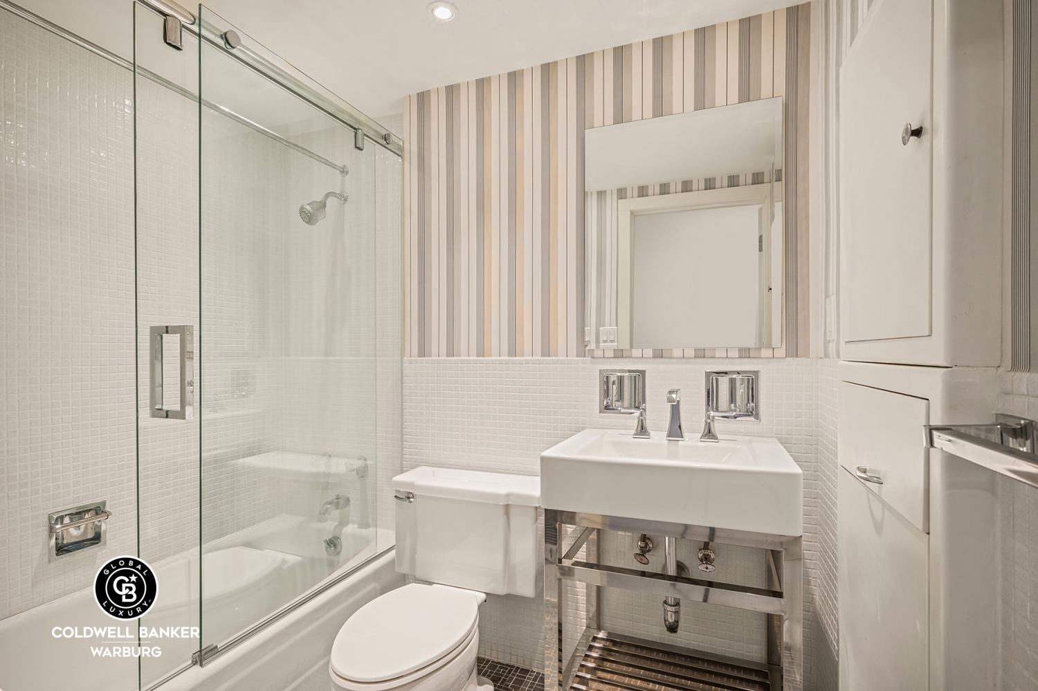 190 East 72nd Street, Unit 34CD Manhattan, NY 10021 - Photo 9 of 20