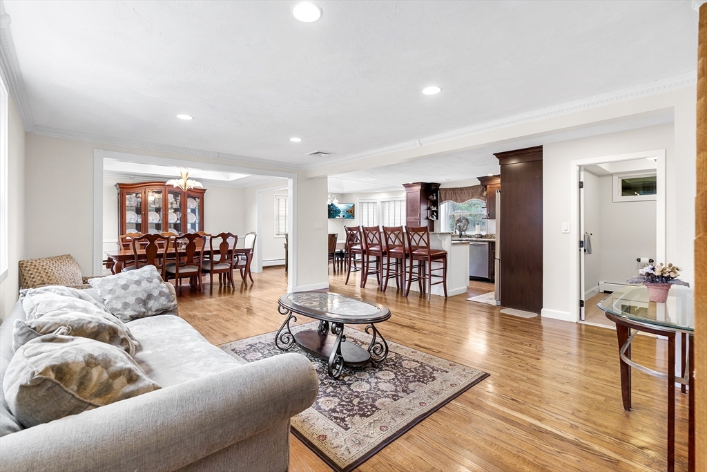 25 Scotch Dam Road Easton, MA 02375 - Photo 3 of 40 Gallery Image 3