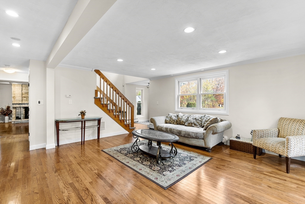25 Scotch Dam Road Easton, MA 02375 - Photo 4 of 40 Gallery Image 4