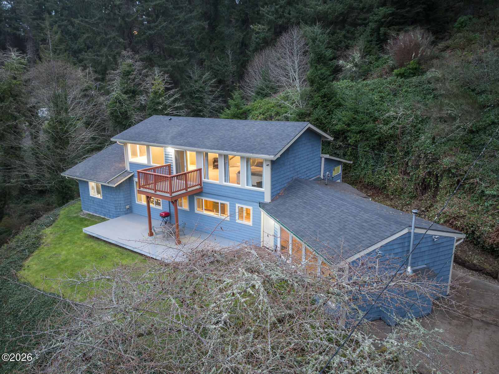 3823 Yaquina Bay Road Newport, OR 97365 - Photo 4 of 68 Web-2