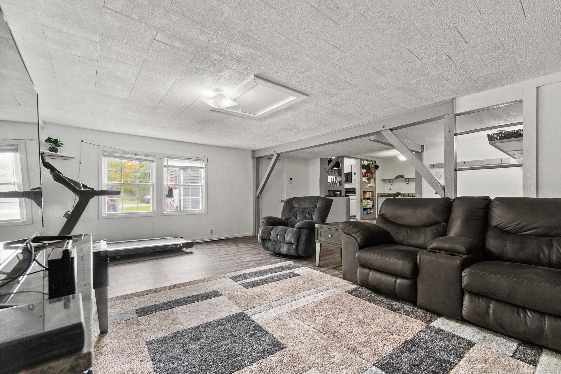 1306 Rabus Drive Fort Wayne, IN 46825 - Photo 5 of 16