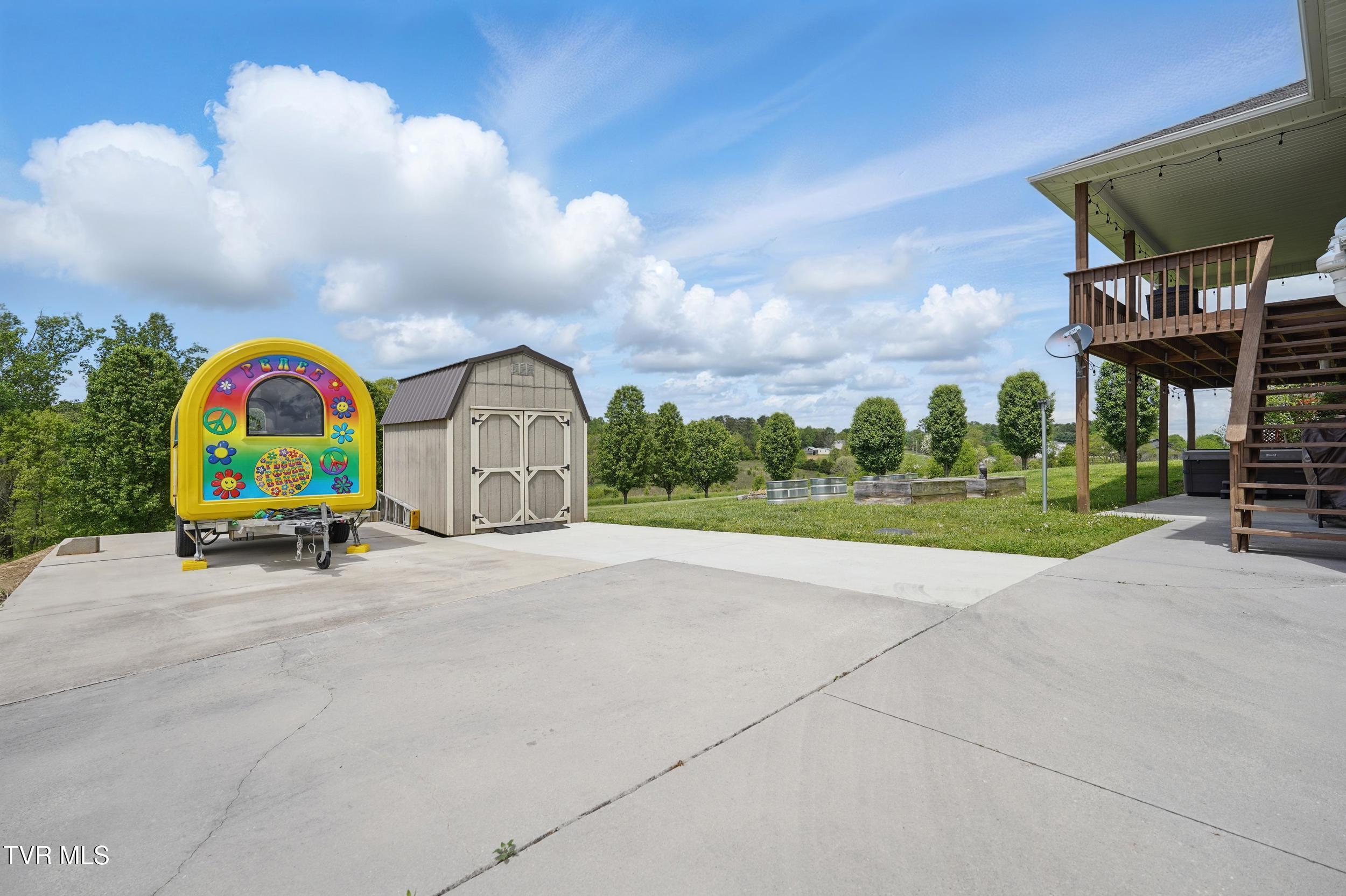 453 Possum Creek Road Greeneville, TN 37743 - Photo 8 of 49 8_photo_007