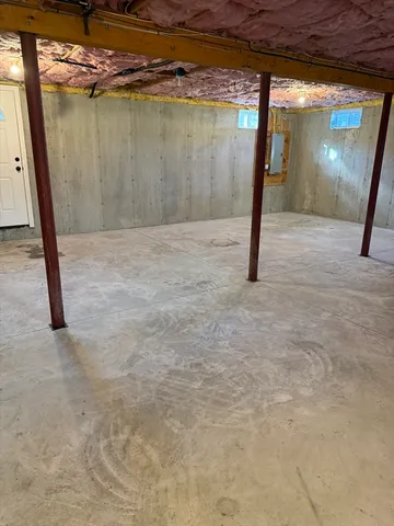 $3,900 | 1886-1888 River Street, Unit 2, Boston, MA 02136