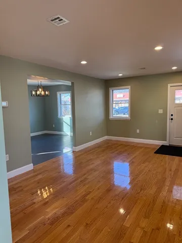 $3,900 | 1886-1888 River Street, Unit 2, Boston, MA 02136