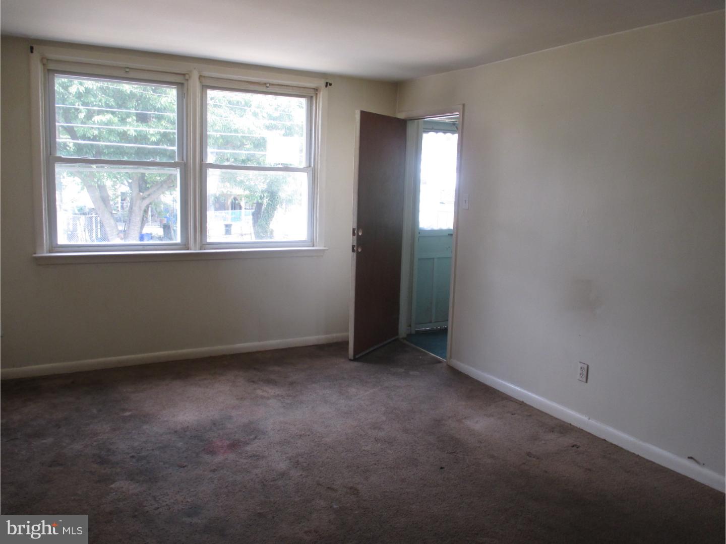 7116 Clinton Road Upper Darby, PA 19082 - Photo 3 of 13