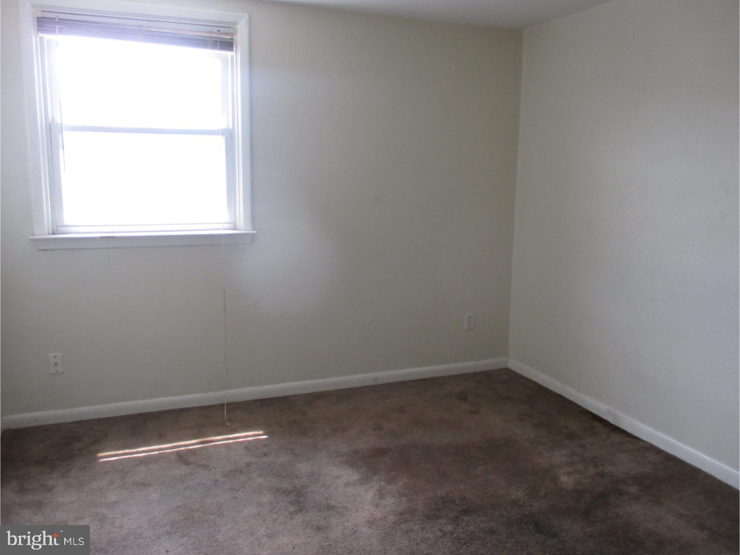 7116 Clinton Road Upper Darby, PA 19082 - Photo 4 of 13