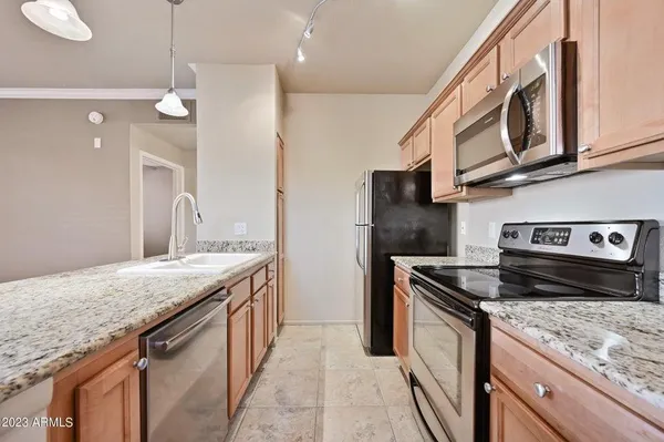 $1,695 | 7009 East Acoma Drive, Unit 1076, Scottsdale, AZ 85254