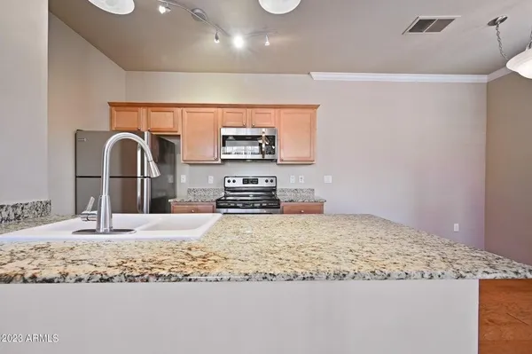 $1,695 | 7009 East Acoma Drive, Unit 1076, Scottsdale, AZ 85254