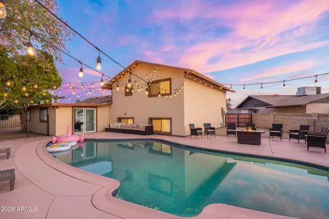 a outdoor view with a sitting space