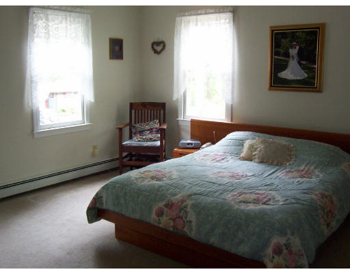 107 Esta Road Plymouth, MA 02360 - Photo 4 of 9 Gallery Image 4