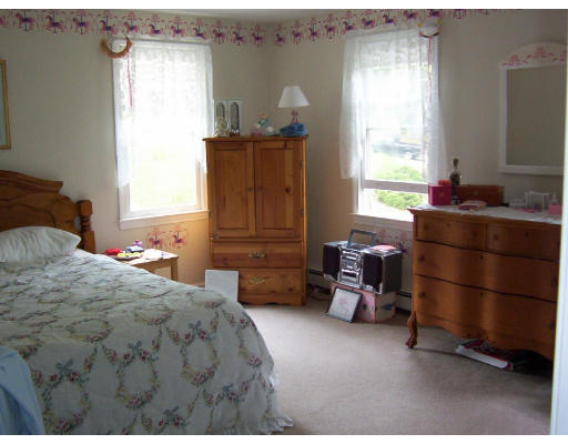 107 Esta Road Plymouth, MA 02360 - Photo 5 of 9 Gallery Image 5