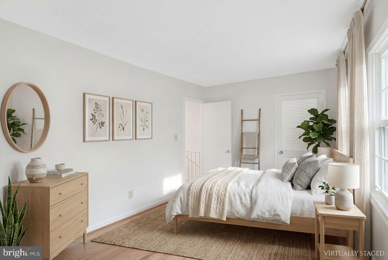 8301 Forrester Boulevard Springfield, VA 22152 - Photo 25 of 50 Main Bedroom