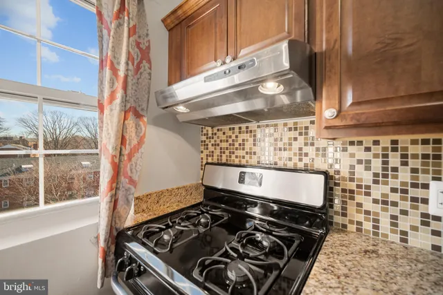 $1,650 | 5310 8th Road South, Unit 8, Arlington, VA 22204