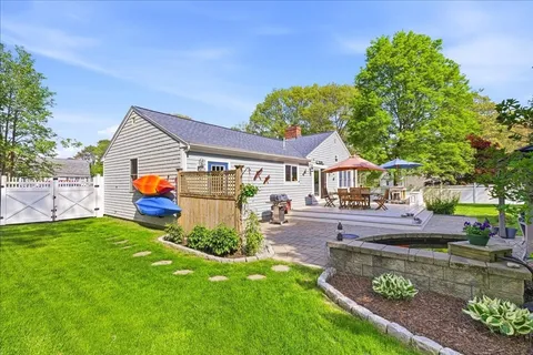 $799,900 | 9 Woodridge Road, Sandwich, MA 02537