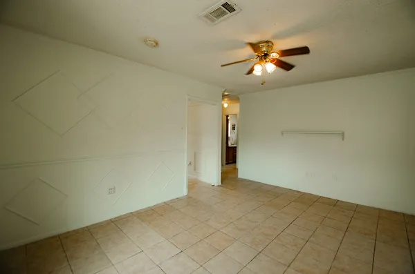$1,300 | 8937 Etta Street, Houston, TX 77093