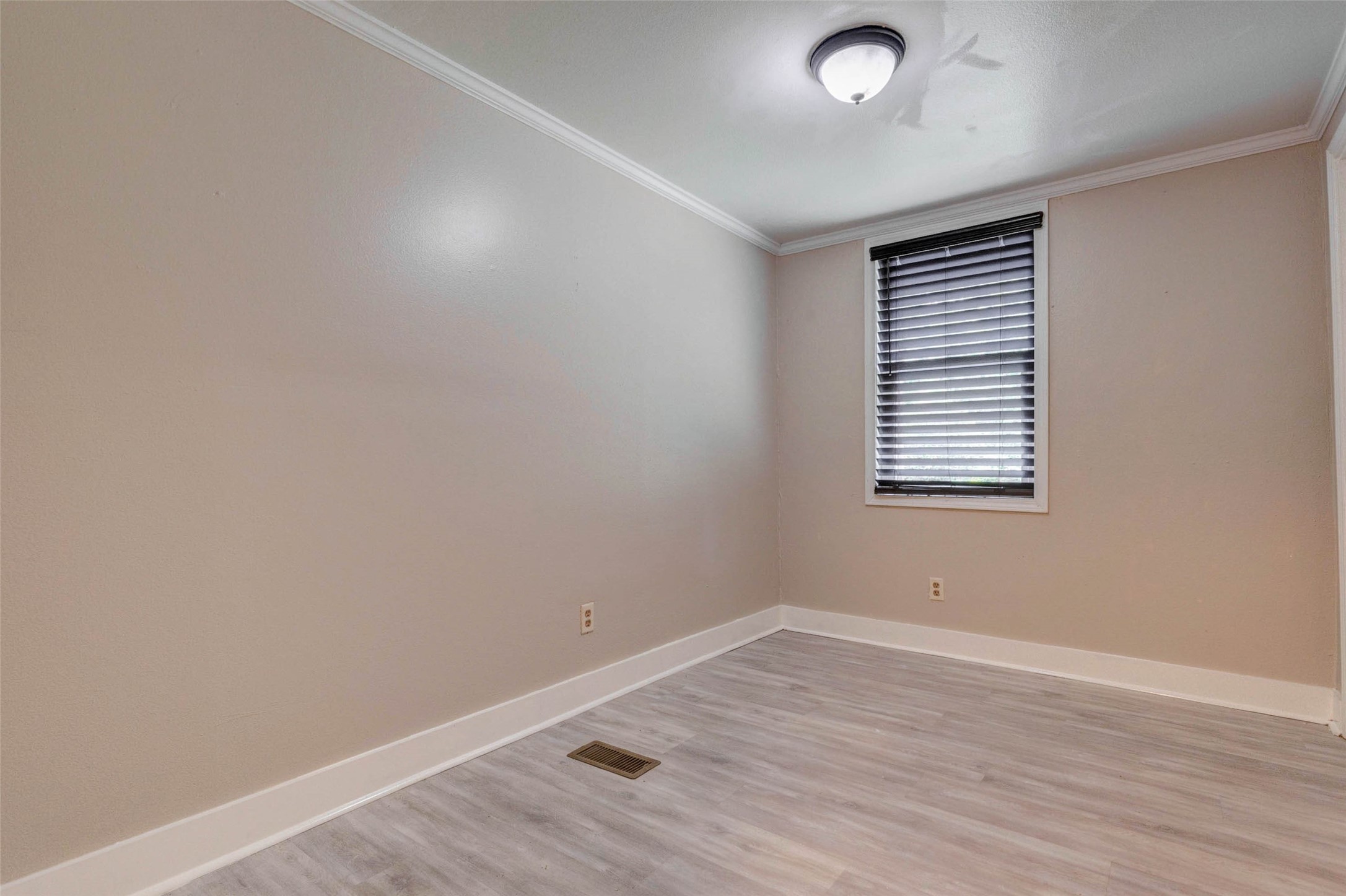 1801 Wallisville Road Liberty, TX 77575 - Photo 16 of 24